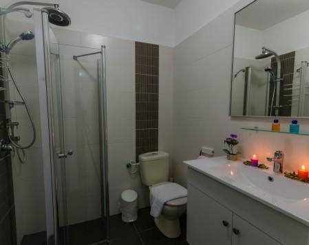 Zimmer Ba'Ir Kefar Sava Buitenkant foto